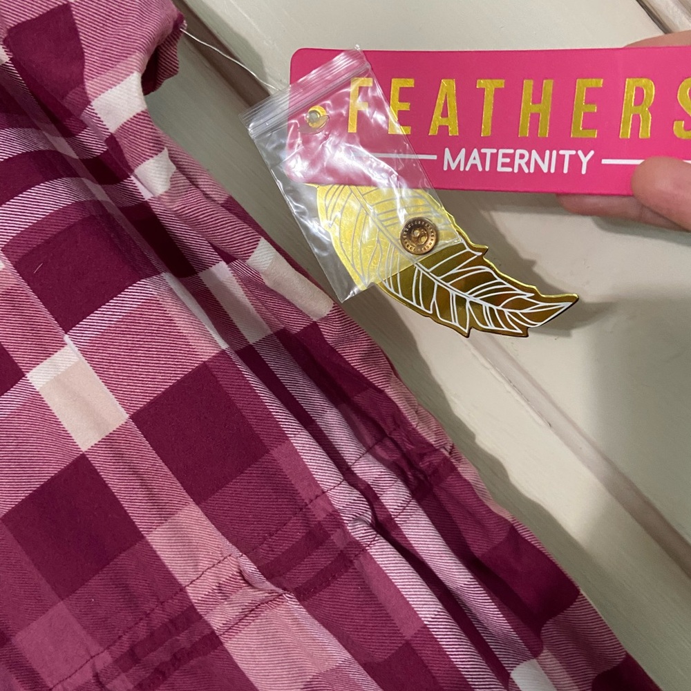 Feathers Maternity plaid short sleeves shirt dress  1X - Picture 6 of 10